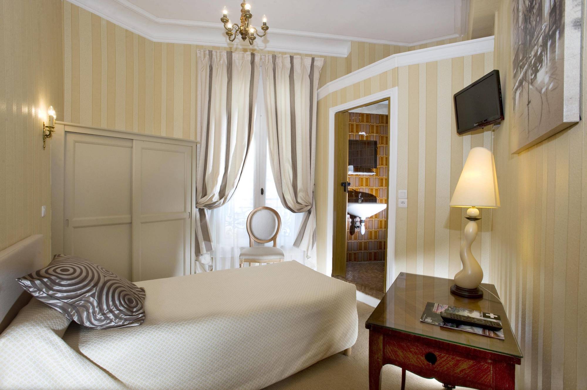 Hotel D'Albion Παρίσι Εξωτερικό φωτογραφία